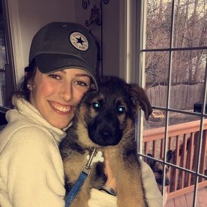 Meet your Posher, Lily